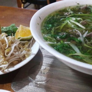 Pho al ajillo