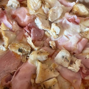 Pizzas - Pizza con Jamón y pollo