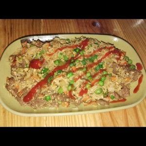 arroz frito de carne (agregue ketchup) 