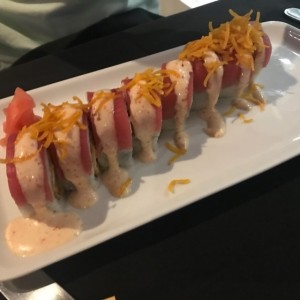 sushi cangrejo y topping salmon