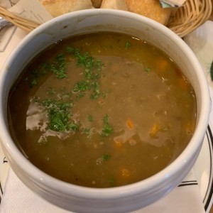 sopa de lentejas