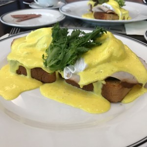 Huevos Benedictinos 