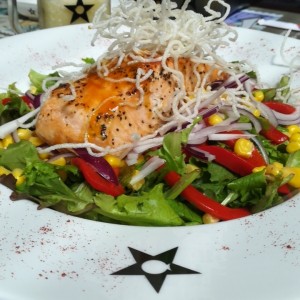 Ensalada daidai de salmon