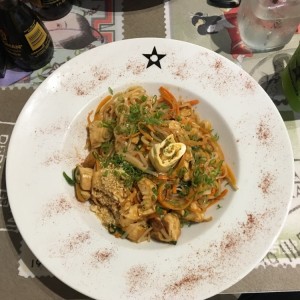 Yakimeshi de Pollo