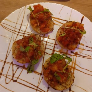 Antipasti - Bruschetta Mediterranea