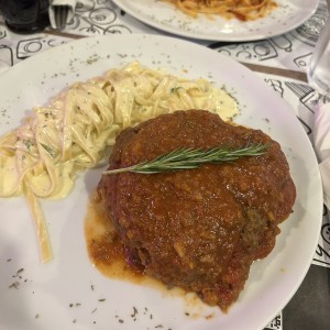 Osobucco con pasta a la crema 