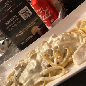 Fettucinne Alfredo