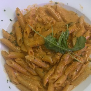 Pennette Vodka e Salmone