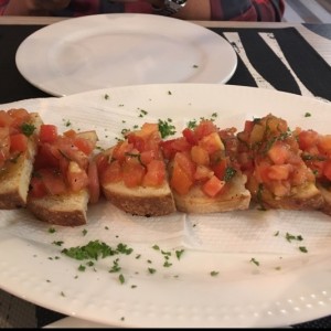 Entradas - Bruschetta al pomodoro