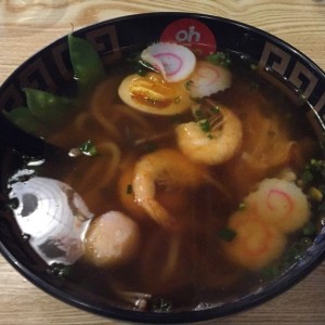 Seafood udon 