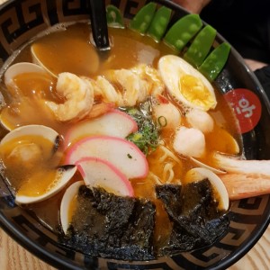 seafood udon ( cambiado por ramen)