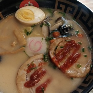 Karai Tonkotsu 