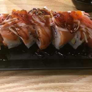 Salmon lava roll