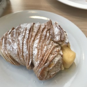 Cola de Langosta con Crema Pastelera