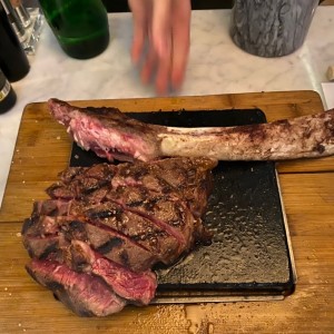 WOODFIRED GRILL - TOMAHAWK 28 OZ