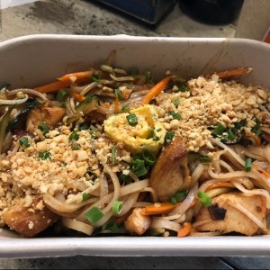 Phad Tai de Pollo