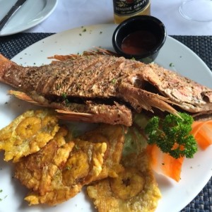 Pargo frito