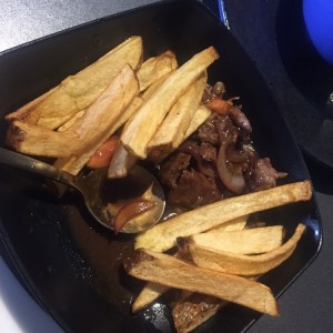 lomo saltado 