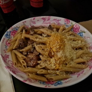 Penne con Lengua