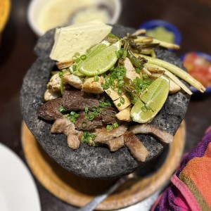 Para Compartir - Asado al Molcajete