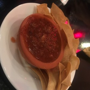 Totopos, Salsa y Guacamole