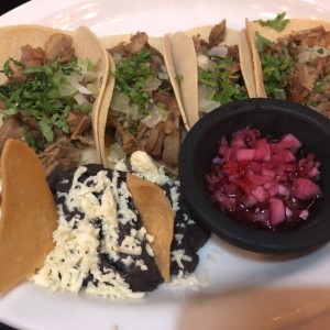 Tacos de Carnitas 