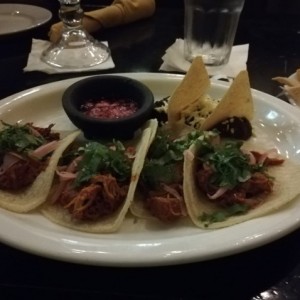 tacos de cochinita pibil