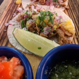 Tacos al pastor