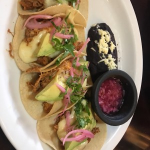 tacos de cochinita pibill