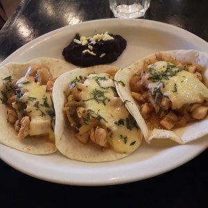 Tacos de Pollo