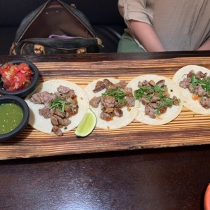 Tacos de Carnitas