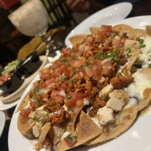 Nachos al pastor 