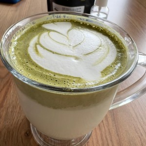 Bebidas Calientes - Matcha Latte