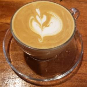 Bebidas Calientes - Capuccino Latte 8 OZ