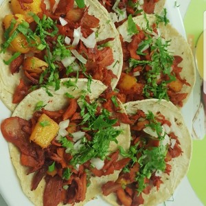 tacos al pastor