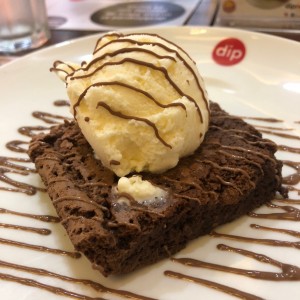 Brownie con helado (#27) 