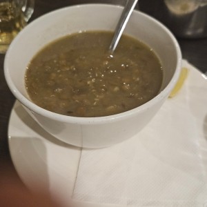 sopa de lenteja 