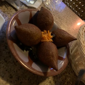 Kibbe Frito (4 Unidades)