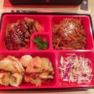 Bento box - Yakisoba set