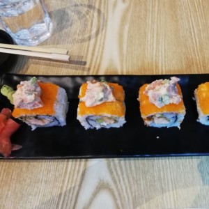 Sushi rolls - Sake roll
