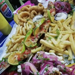 Picada de Mariscos