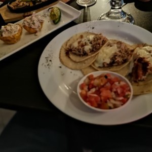 Tacos carnitas 