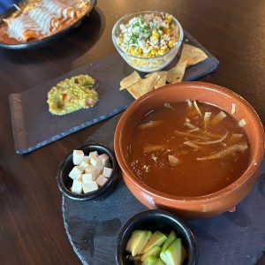 Esquites, Sopa Azteca y enchiladas 
