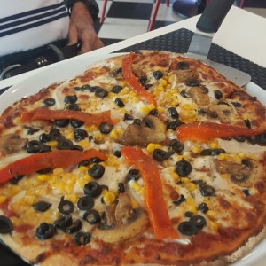 PIZZAS - Pizza Vegetariana