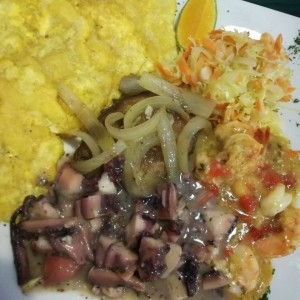 Platos Bocas City, Calle #2 pulpo, camarones y escabeche