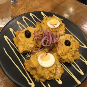 patacones aji de pollo