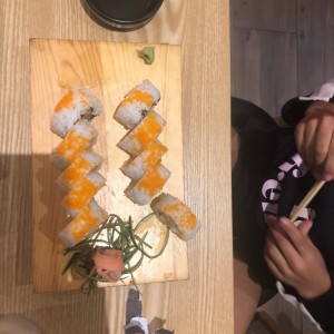 sushi de salmon