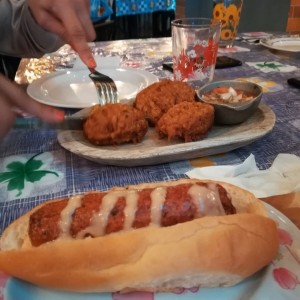 torrejitas de bacalao y choripan