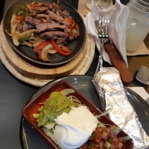 sizzling fajitas de  res