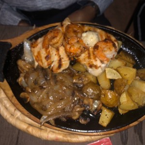 Bourbon street chicken & shrimp